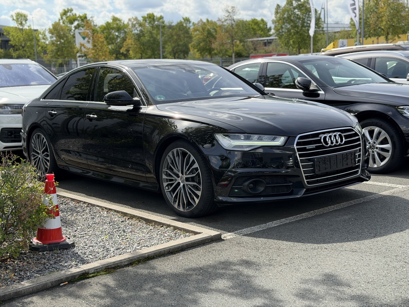 Audi A6 Lim. 3.0 TDI quattro /S-LINE/ACC/KAM/HUD/AHK+